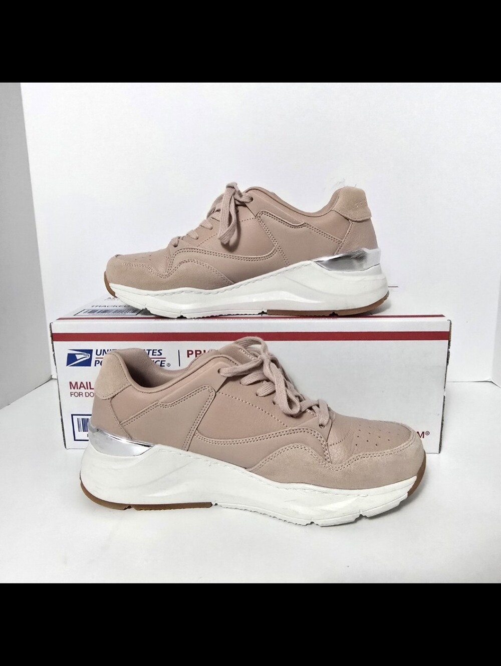 Skechers Street Womens Size 10